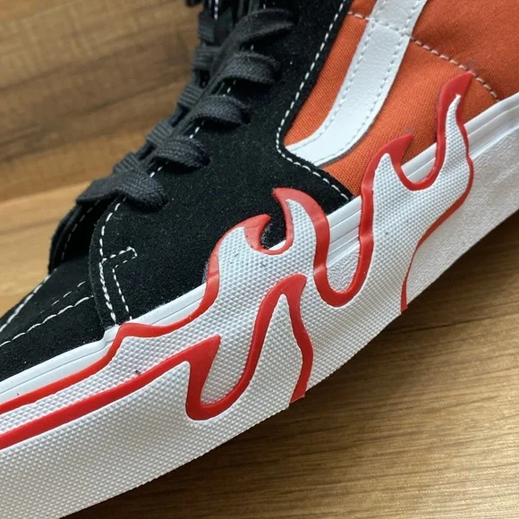 VANS SK8 HI FLAME 🔥 BRAND NEW - Picture 7 of 8